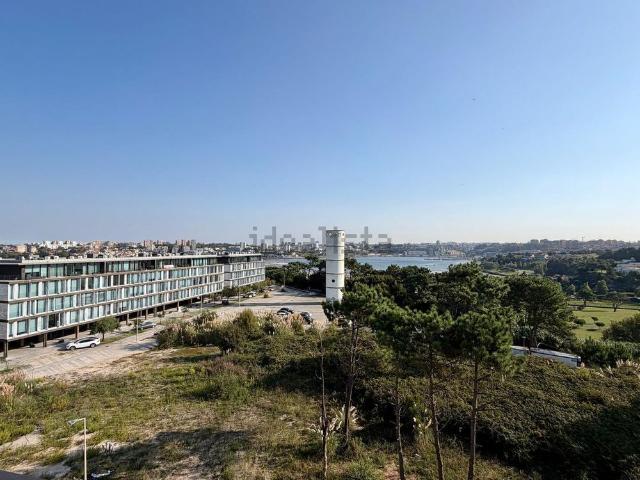 Apartamento em Lavadores, Canidelo