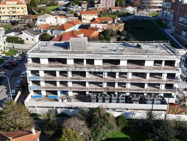 Apartamento em Lavadores, Canidelo