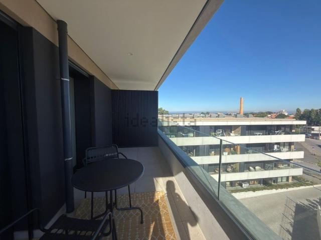 Apartamento em Lavadores, Canidelo