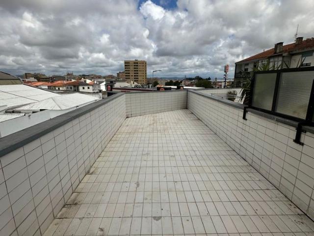 Apartamento em Liceu Paço do Rei, Mafamude