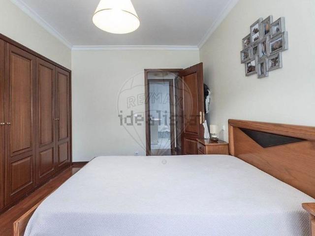 Apartamento em Liceu Paço do Rei, Mafamude