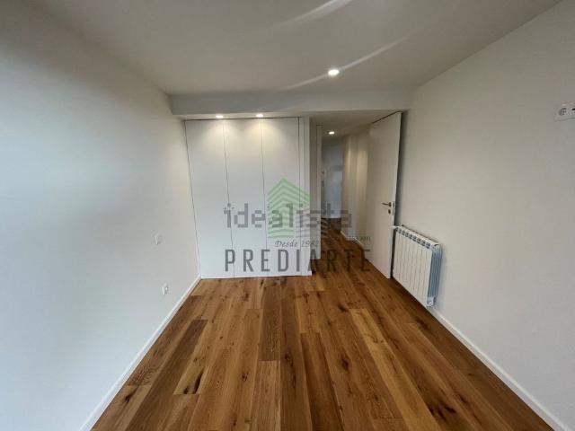 Apartamento em Maninho Baviera, Madalena
