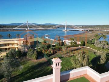 Apartamento em Mexilhoeira da Carregação 190m² Estômbar e Parchal