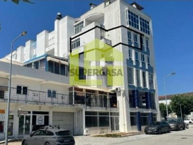 Apartamento em Nelas