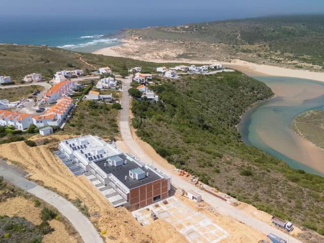 Apartamento em Novo Empreendimento no Espartal Aljezur 116m² Aljezur