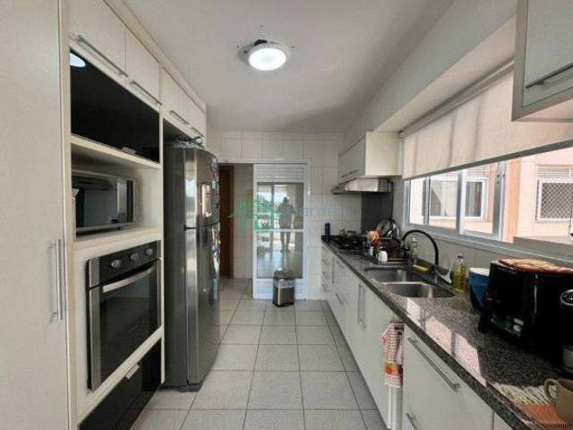 Apartamento em ótimo estado à venda no Life Club!