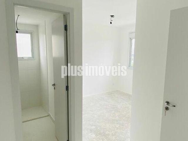 Apartamento em Parque São Domingos com 60m²
