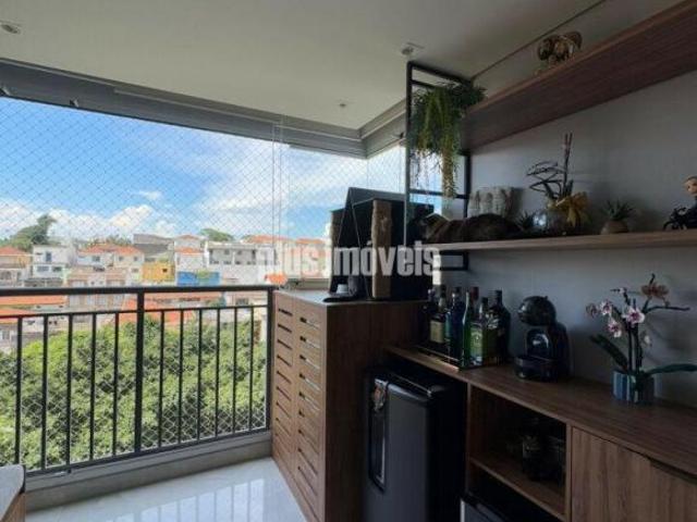 Apartamento em Parque São Domingos com 71m²