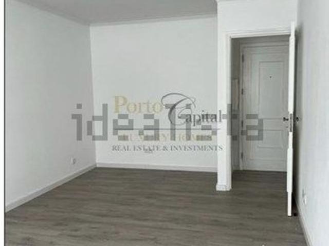 Apartamento em Pedroso, Pedroso
