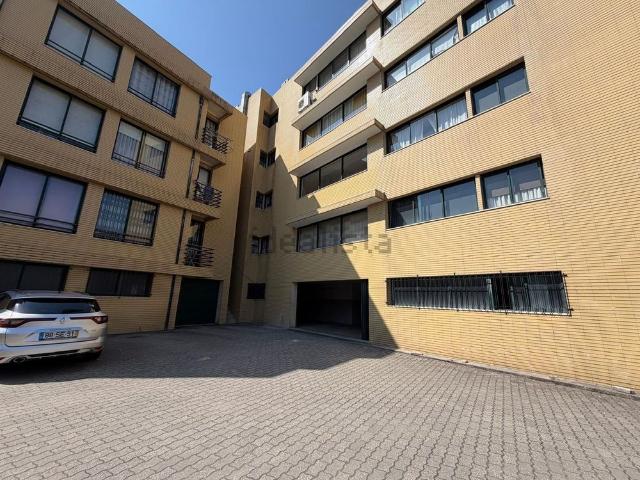 Apartamento em Pedroso, Pedroso