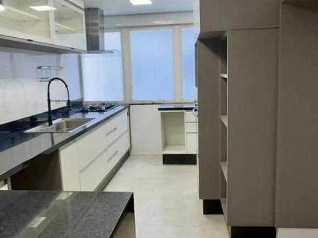 Apartamento em Perdizes com 113m²