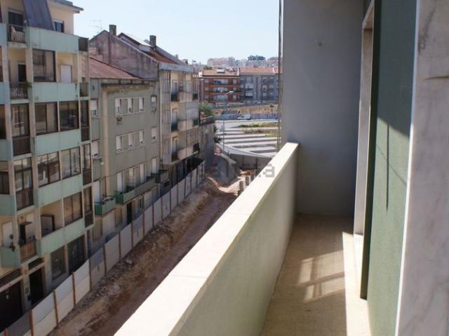 Apartamento em Portas de Benfica Mercado de Benfica, Benfica