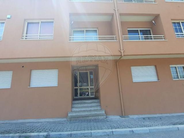 Apartamento em Praia de Brito São Félix da Marinha, São Felix da Marinha