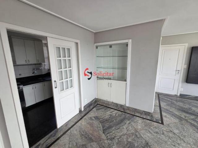 Apartamento em prèdio com area de lazer, perto do Magnum