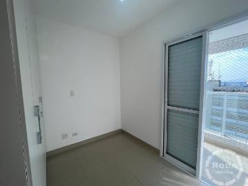 Apartamento em Prédio com Lazer 2 Dormitórios