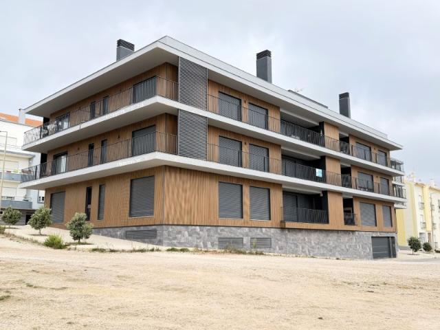 Apartamento em prédio perto da praia, no centro de Santa Cruz