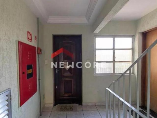 Apartamento em Rua Doutor Nicolino Morena Vila Constança São Paulo/SP