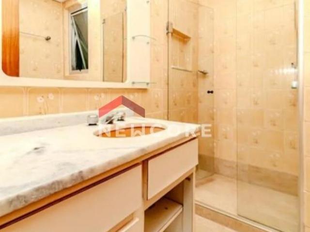 Apartamento em Rua Doutor Vale Moinhos de Vento Porto Alegre/RS