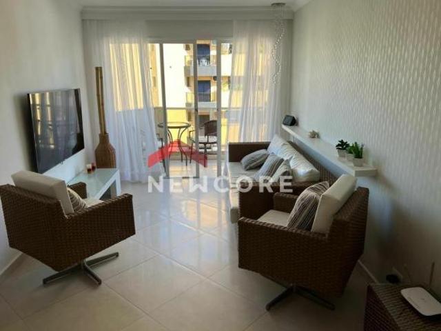 Apartamento em Rua Dona Vitória Yunes Stefano Enseada Guarujá/SP