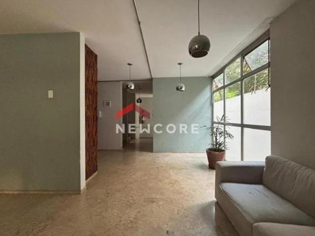 Apartamento em Rua Iperoig Perdizes São Paulo/SP