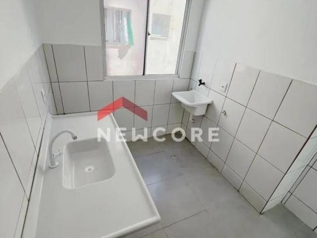 Apartamento em Rua Irene Pregnolato Pinto Nogueira Jardim Nova Esperança Bauru/SP