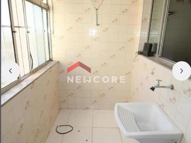 Apartamento em Rua Itacarambi Jardim Ismênia São José dos Campos/SP