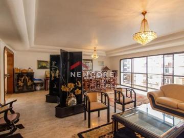 Apartamento em Rua Mário Carpenter Gonzaga Santos/SP