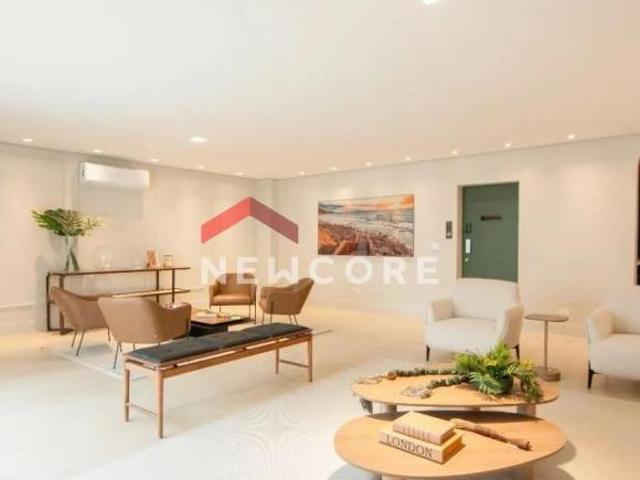 Apartamento em Rua Mário Carpenter Gonzaga Santos/SP