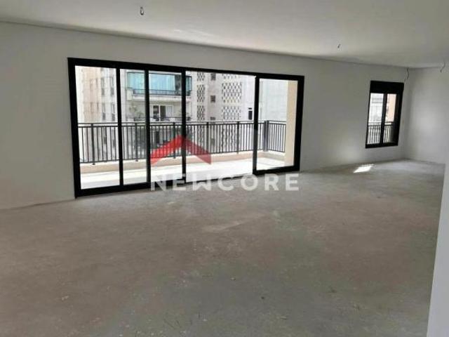 Apartamento em Rua Peixoto Gomide Jardim Paulista São Paulo/SP