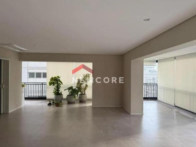 Apartamento em Rua Peixoto Gomide Jardim Paulista São Paulo/SP