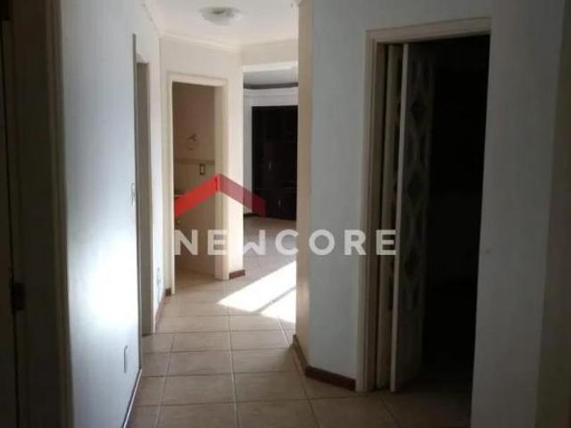 Apartamento em Rua Professor Alberto Brandão de Rezende Jardim Amália Bauru/SP