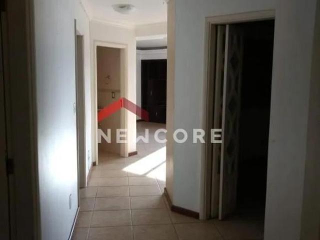 Apartamento em Rua Professor Alberto Brandão de Rezende Jardim Amália Bauru/SP