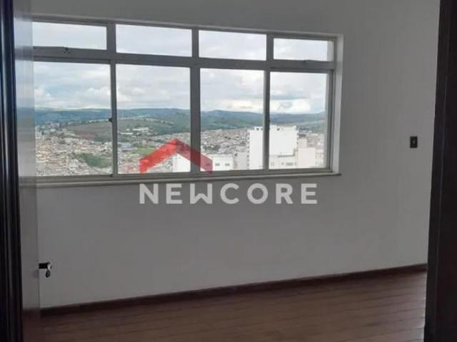 Apartamento em Rua Tiradentes Centro Varginha/MG