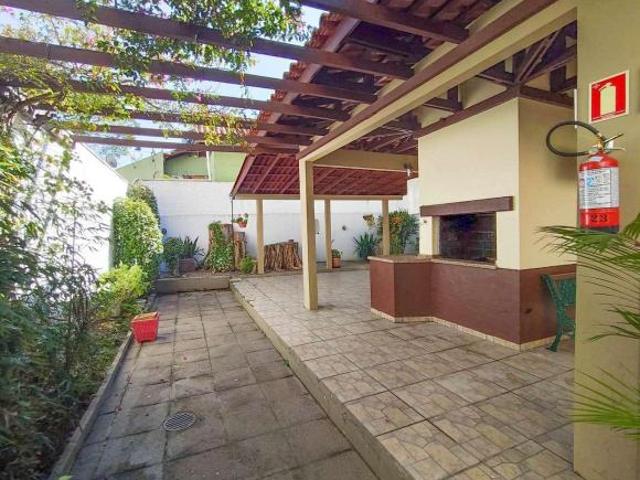 Apartamento em Rua Xavier da Cunha Cristal Porto Alegre/RS