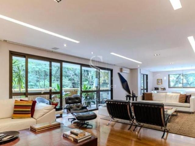 Apartamento em Santa Cecília, São Paulo/SP de 303m² 3 quartos à venda por R$ 3.600.000,00