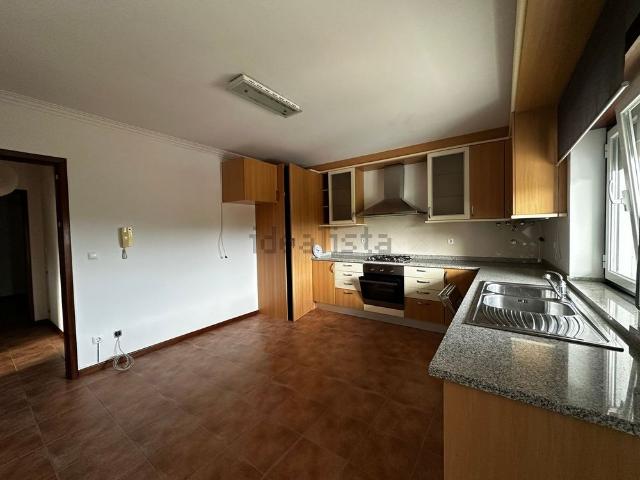 Apartamento em Santa Marta de Portuzelo