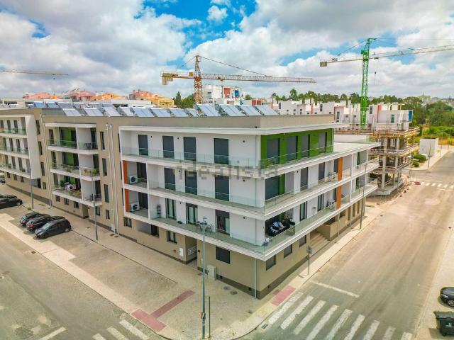Apartamento em Santo Onofre e Serra do Bouro