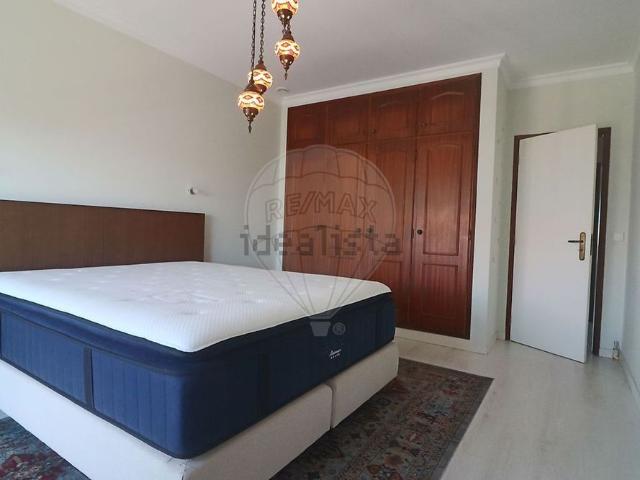 Apartamento em Santo Onofre e Serra do Bouro