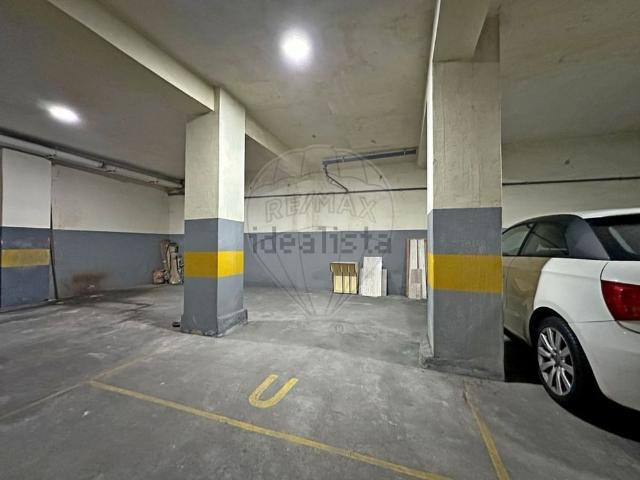 Apartamento em Soares dos Reis Rasa de Cima, Mafamude