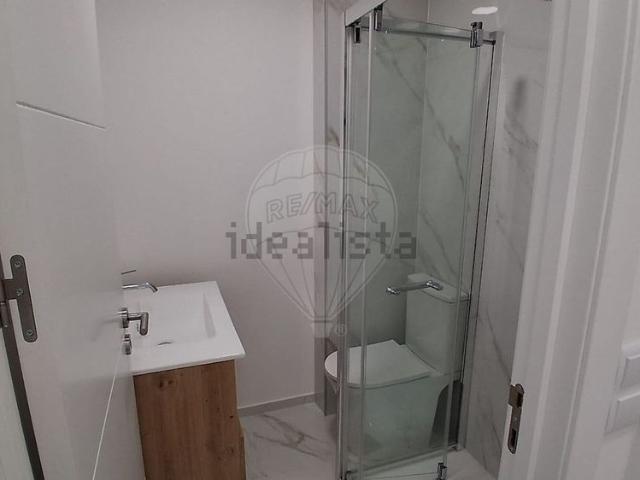 Apartamento em Soares dos Reis Rasa de Cima, Mafamude