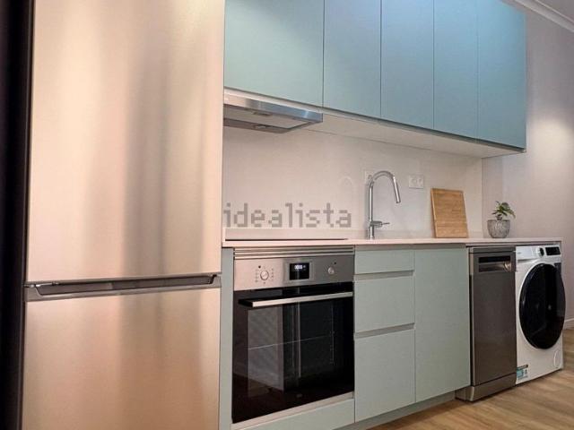 Apartamento em Soares dos Reis Rasa de Cima, Mafamude