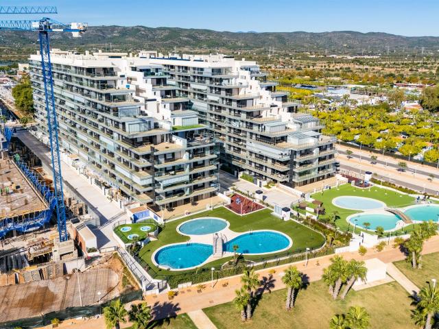 Apartamento en 1ª línea de playa con vistas al mar – Ciudad. 82m² Oropesa del Mar