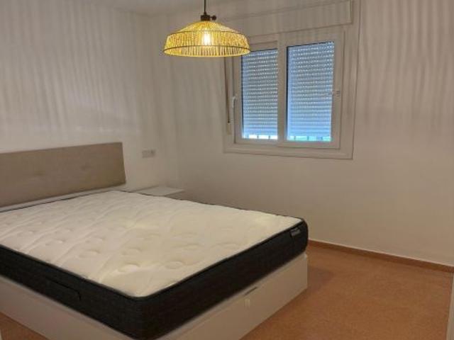 ¡APARTAMENTO EN URBANIZACIÓN SABINILLAS SOL!