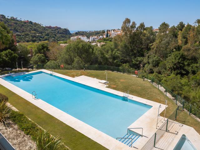 Apartamento en venta Benahavis