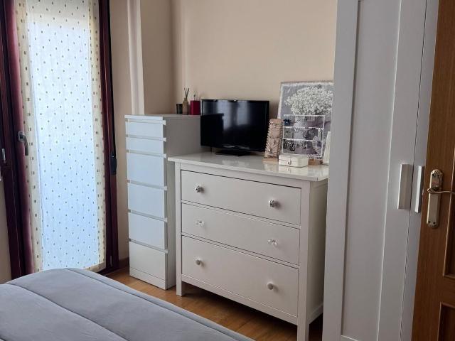 Apartamento en venta. CANGAS DE ONíS
