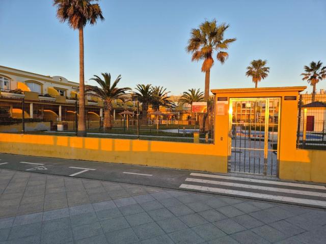 Apartamento en venta en Tarifa, Tarifa Ciudad. Apartamento primera línea de playa. Apartamentos.