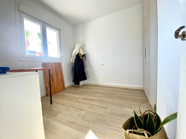 Apartamento en venta en Tarifa, Tarifa Ciudad. PISO CON PISCINA Y TERRAZA CON VISTAS. Apartamentos.