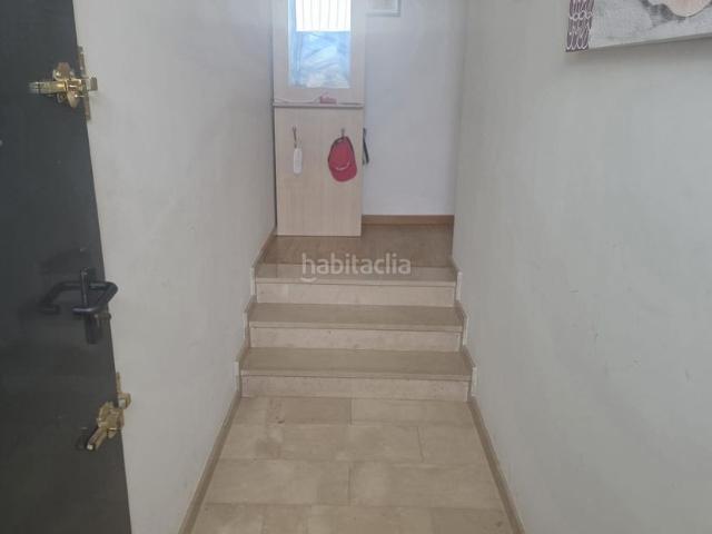 Apartamento en venta en Teruel, Pedanías. APARTAMENTO CON ENTRADA INDEPENDIENTE Y COCHERA. Apartamentos.