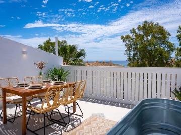 Adosado en venta en Torrequebrada, Málaga Costa del Sol