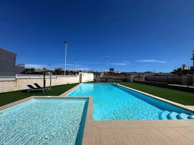 Apartamento en venta en Torrevieja, Alicante Costa Blanca